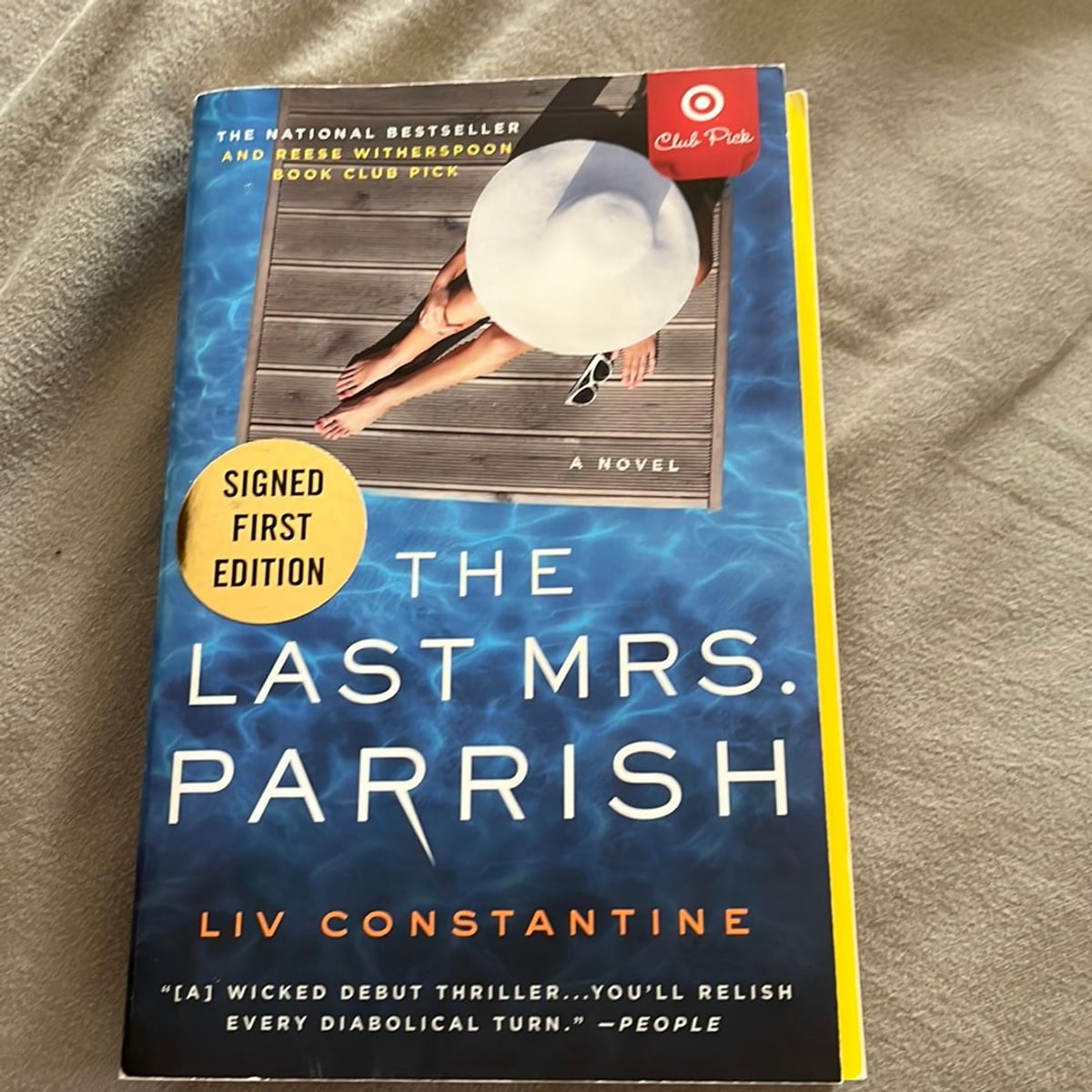 The Last Mrs. Parrish by Liv Constantine, Paperback Pangobooks