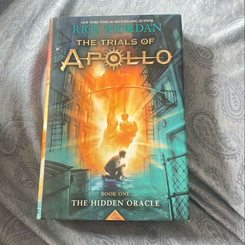 Trials of Apollo, the Book One the Hidden Oracle (Trials of Apollo, the Book One)