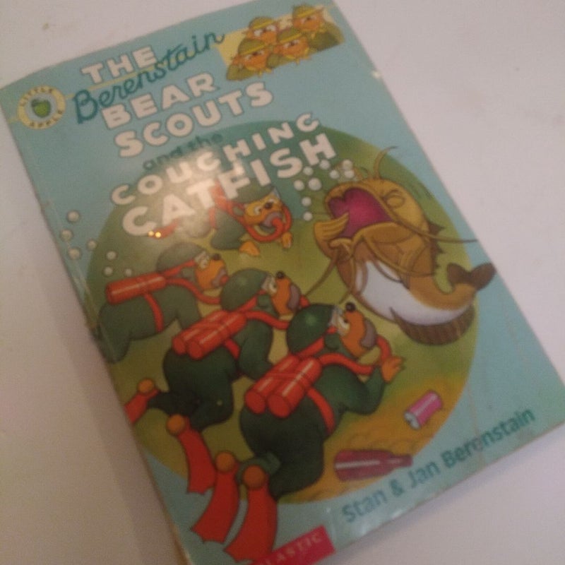 The Berenstain Bear Scouts and the coughing catfish