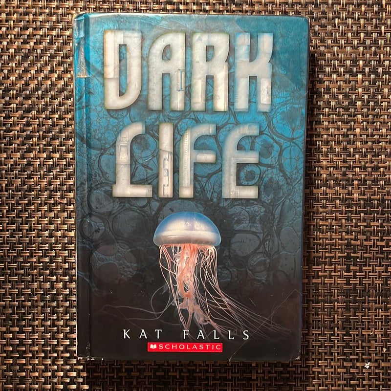 Dark Life 