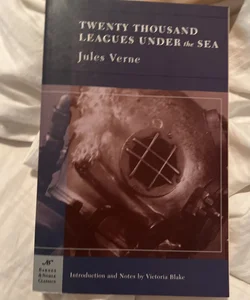 Twenty Thousand Leagues under the Sea (Barnes and Noble Classics Series)