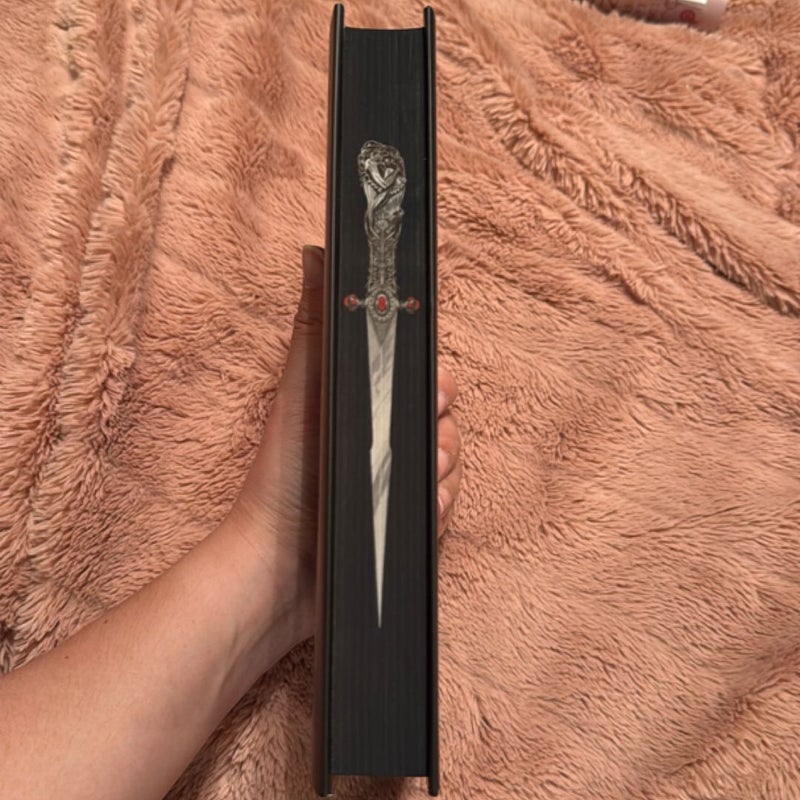 Where Shadows Meet (FairyLoot signed edition, sprayed edges)