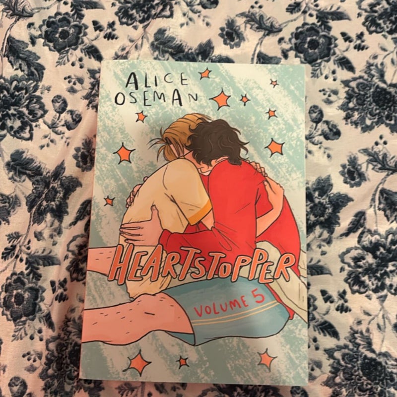 Heartstopper #5: a Graphic Novel