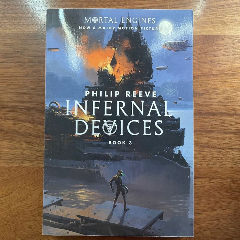 Mortal Engines Eight Book Collection