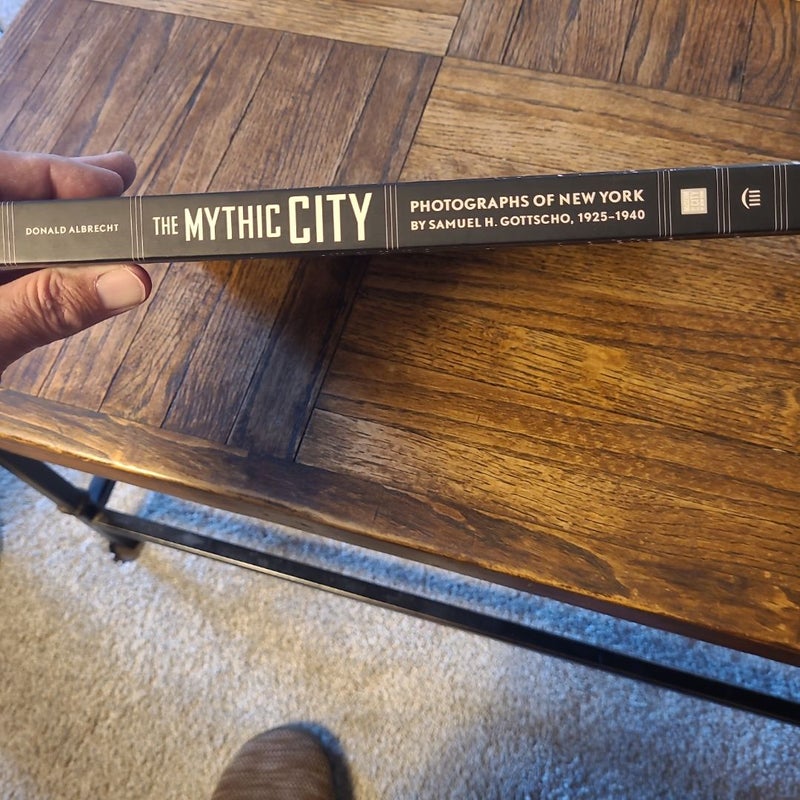 The Mythic City