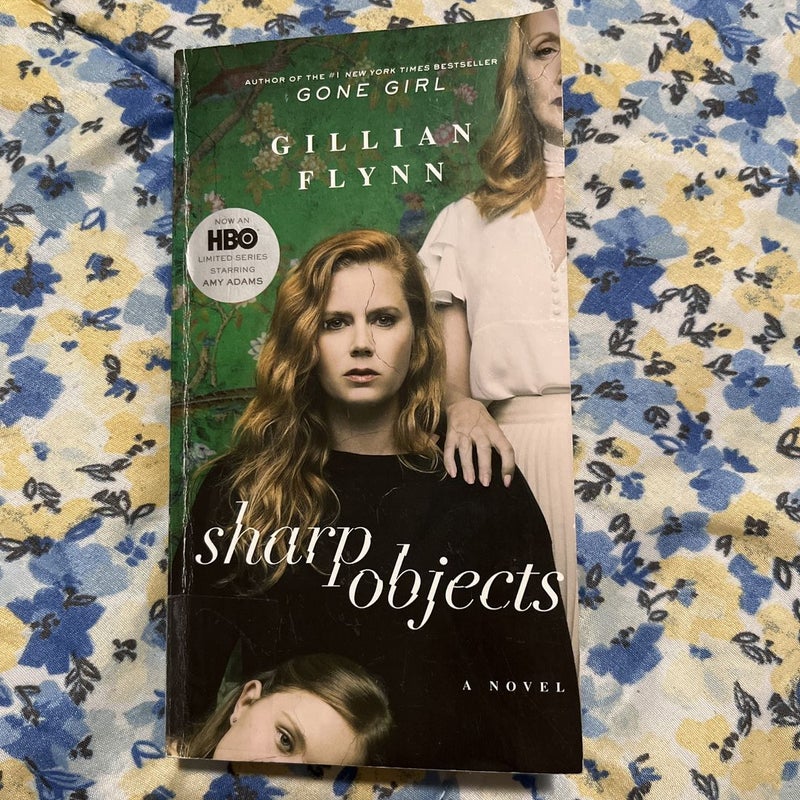 Sharp Objects (Movie Tie-In)