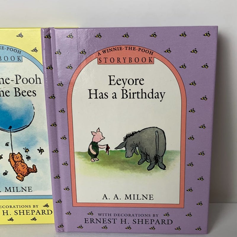 A Winnie The Pooh Storybook Lot