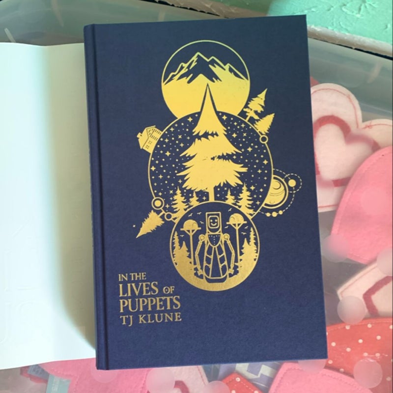 In the Lives of Puppets - FairyLoot Special Edition