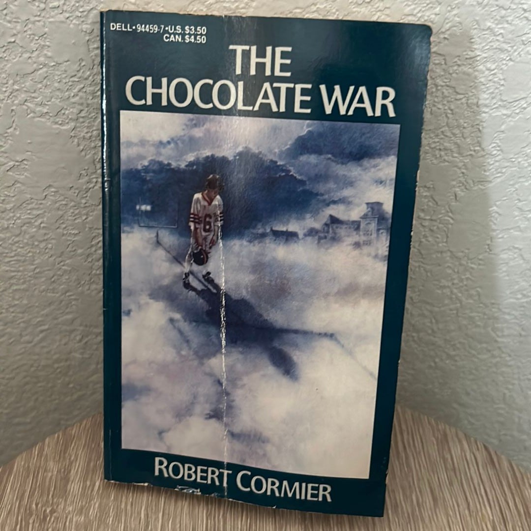 The Chocolate War ロバート・コーミエ著 Amazon.com: The Chocolate War: 9780375829871: Cormier