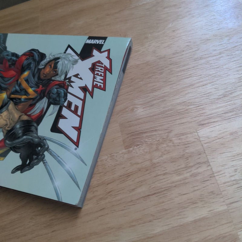 Marvel X-treme X-Men Vol. 5: God Loves, Man Kills