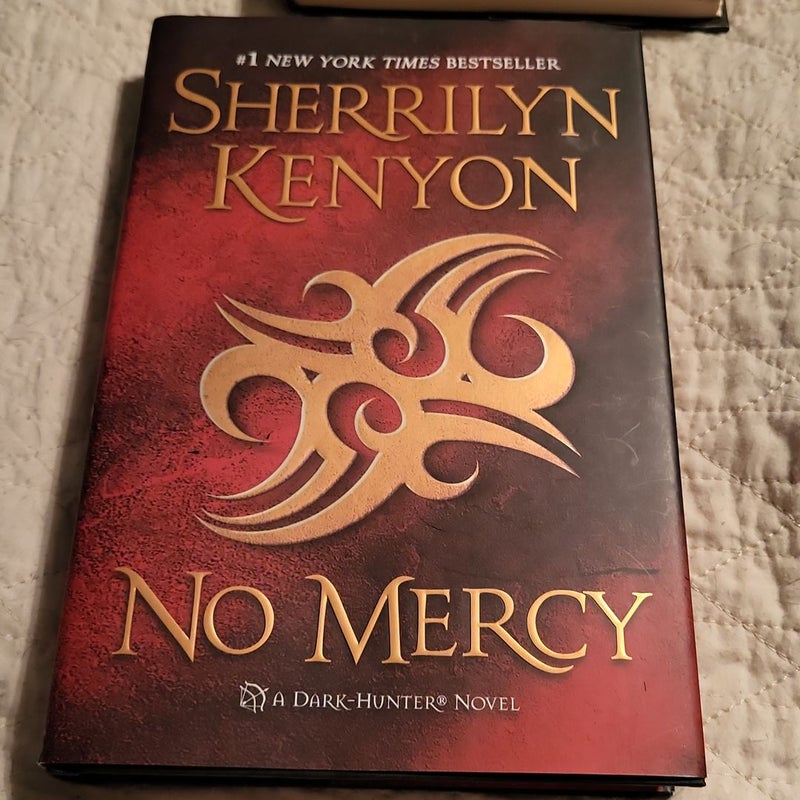 Sherrilyn Kenyon- No Mercy HB