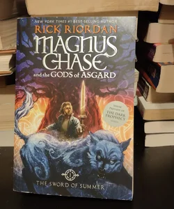 Magnus Chase and the Gods of Asgard Book 1 the Sword of Summer (Magnus Chase and the Gods of Asgard Book 1)