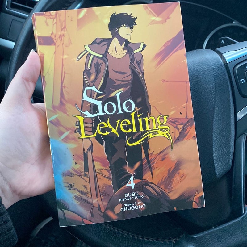 Solo leveling - light Novel (Solo leveling Vol 4) by Chugong