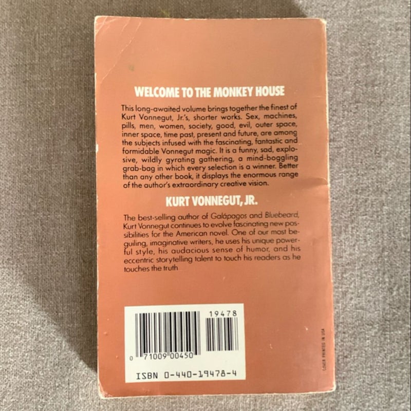 WELCOME TO THE MONKEY HOUSE- Mass Market Paperback