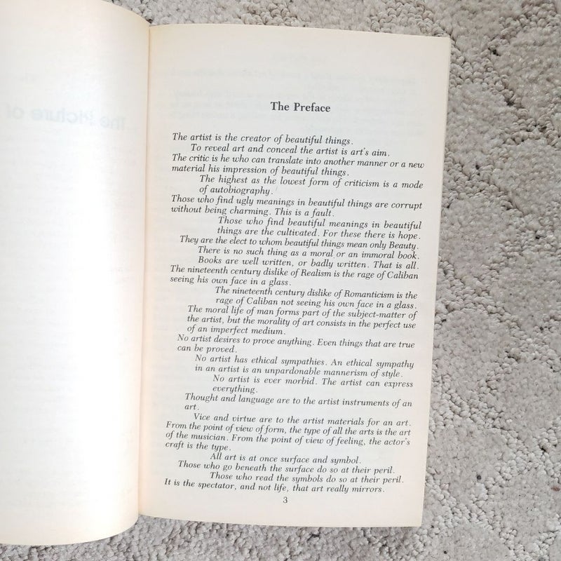 The Picture of Dorian Gray and Other Writings (6th Bantam Classic Printing, 1988)
