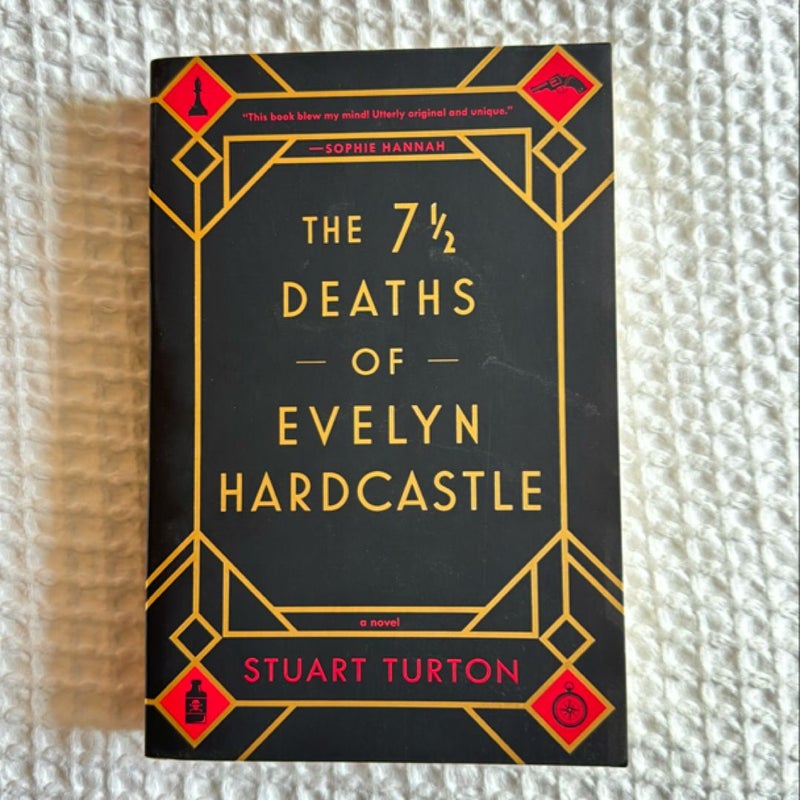 The 7½ Deaths of Evelyn Hardcastle