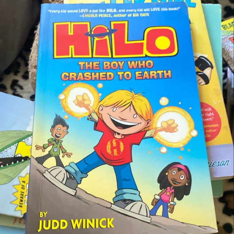 Hilo the boy who crashed to earth 