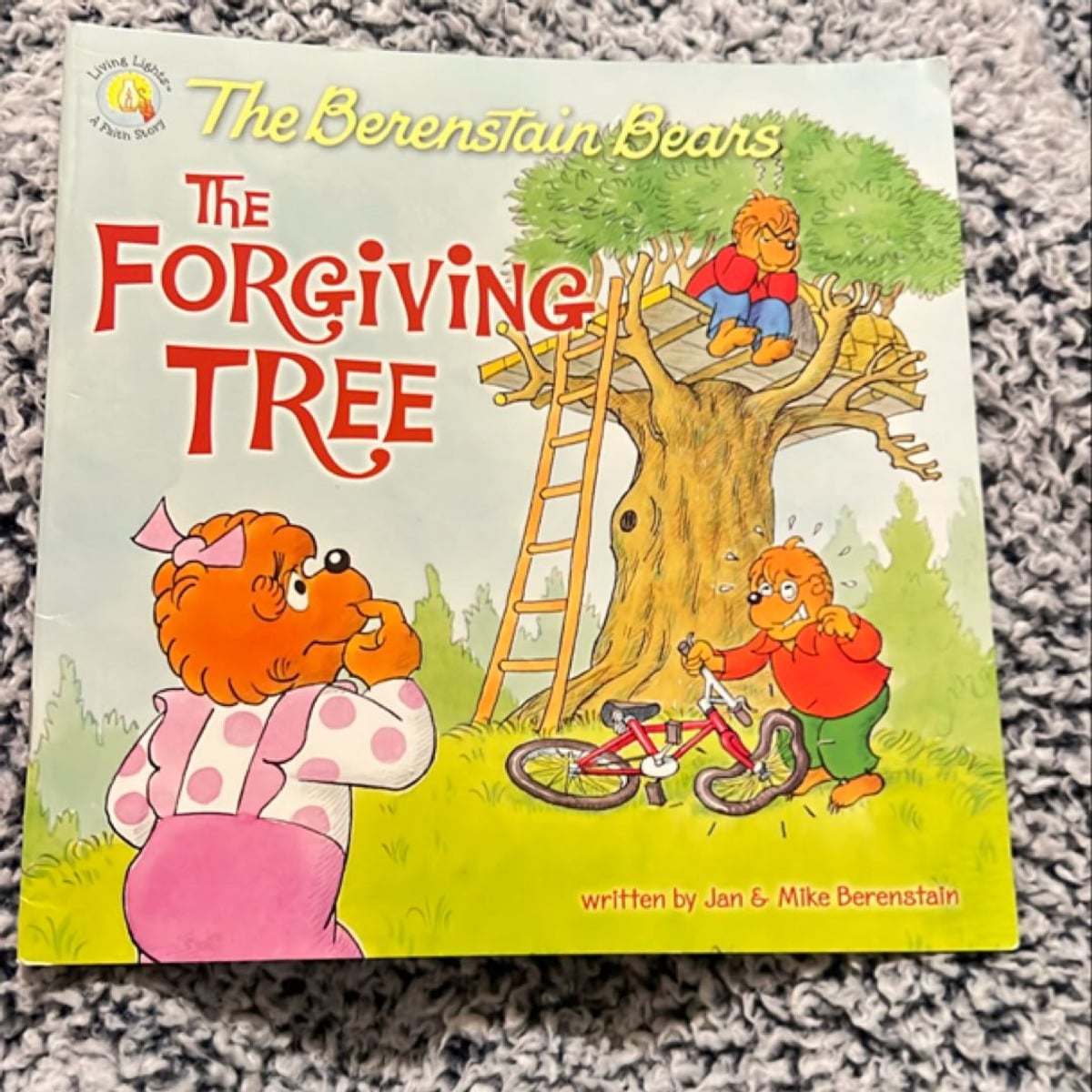 Berenstain Bears and the Forgiving Tree by Jan Berenstain, Paperback ...