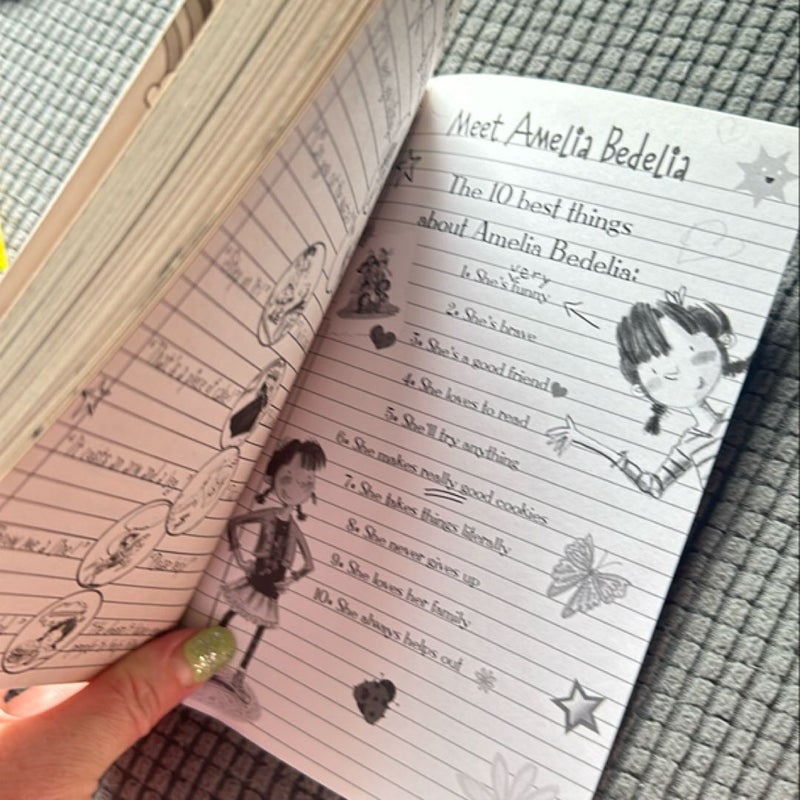 Amelia Bedelia Chapter Book #1: Amelia Bedelia Means Business