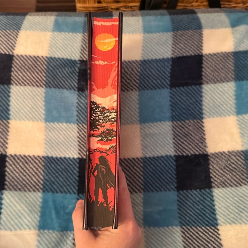 Five Broken Blades (Deluxe Limited Edition)