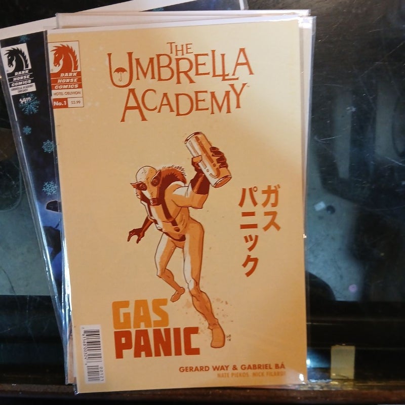 Umbrella academy lot of 4