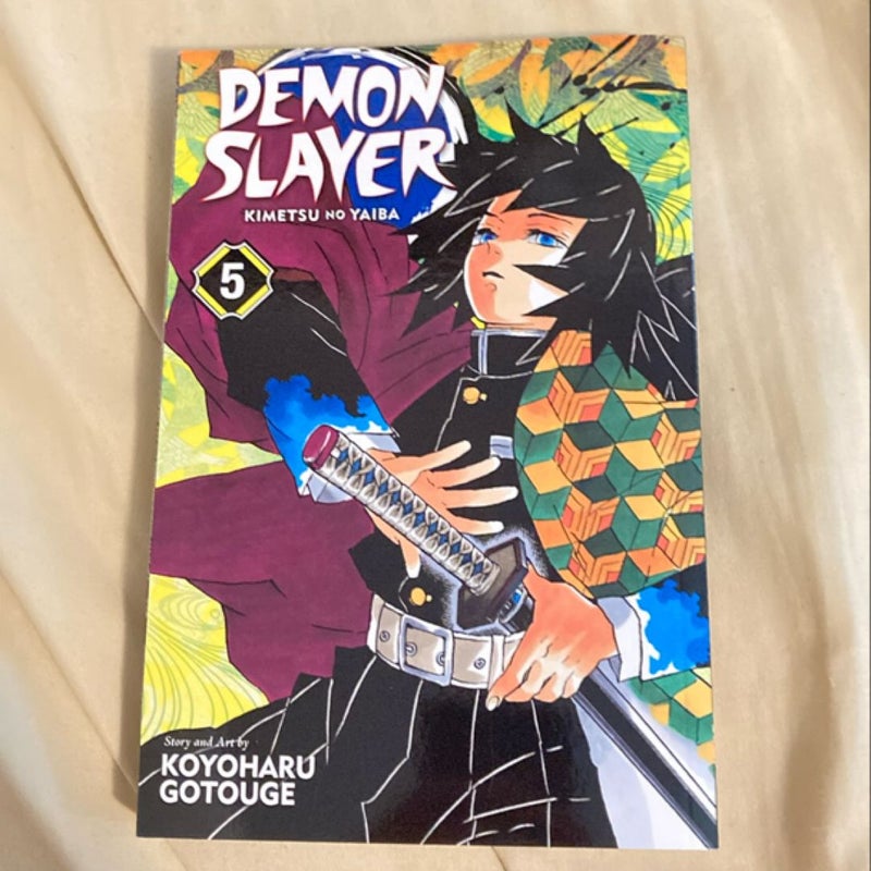 Demon Slayer: Kimetsu No Yaiba, Vol. 5