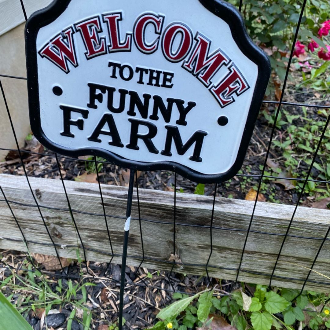 Funny Farm Thrifting