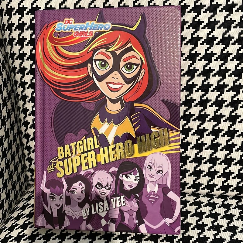 Batgirl at Super Hero High (DC Super Hero Girls)