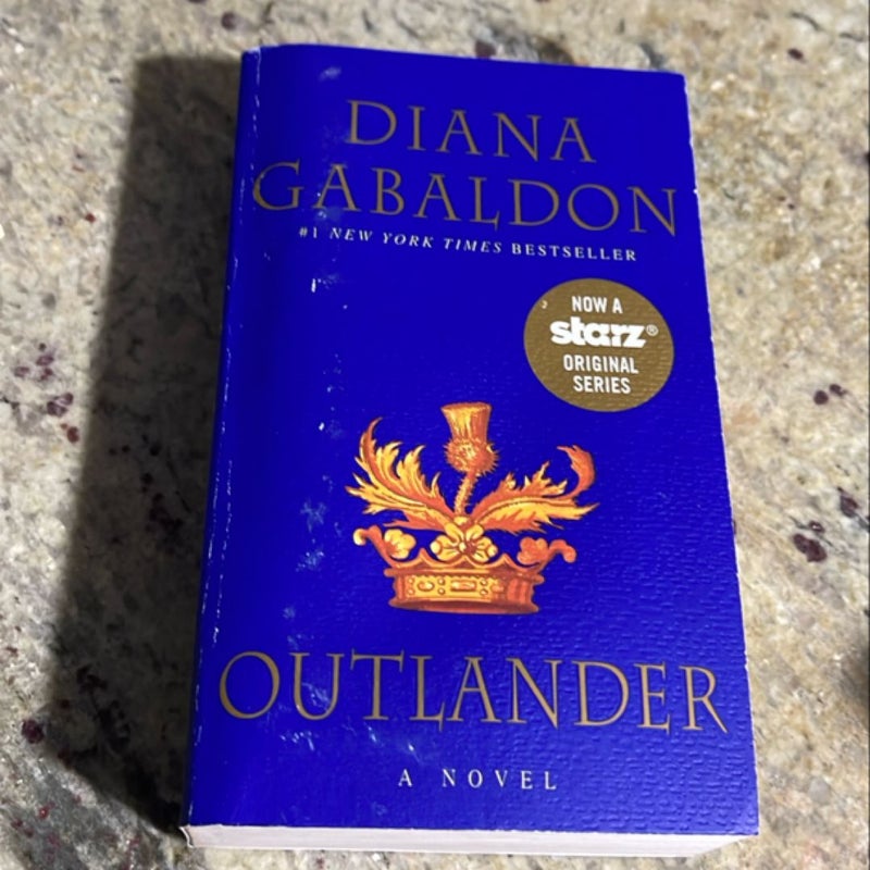 Outlander 4-Copy Boxed Set