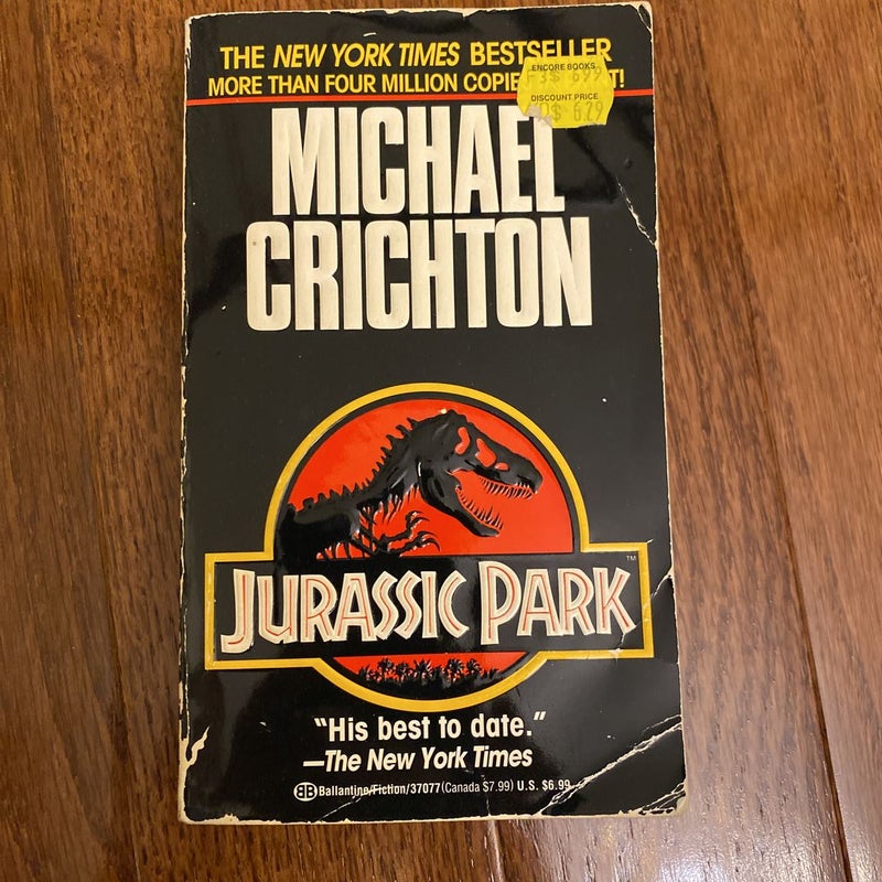 Jurassic Park by Michael Crichton, Hardcover | Pangobooks