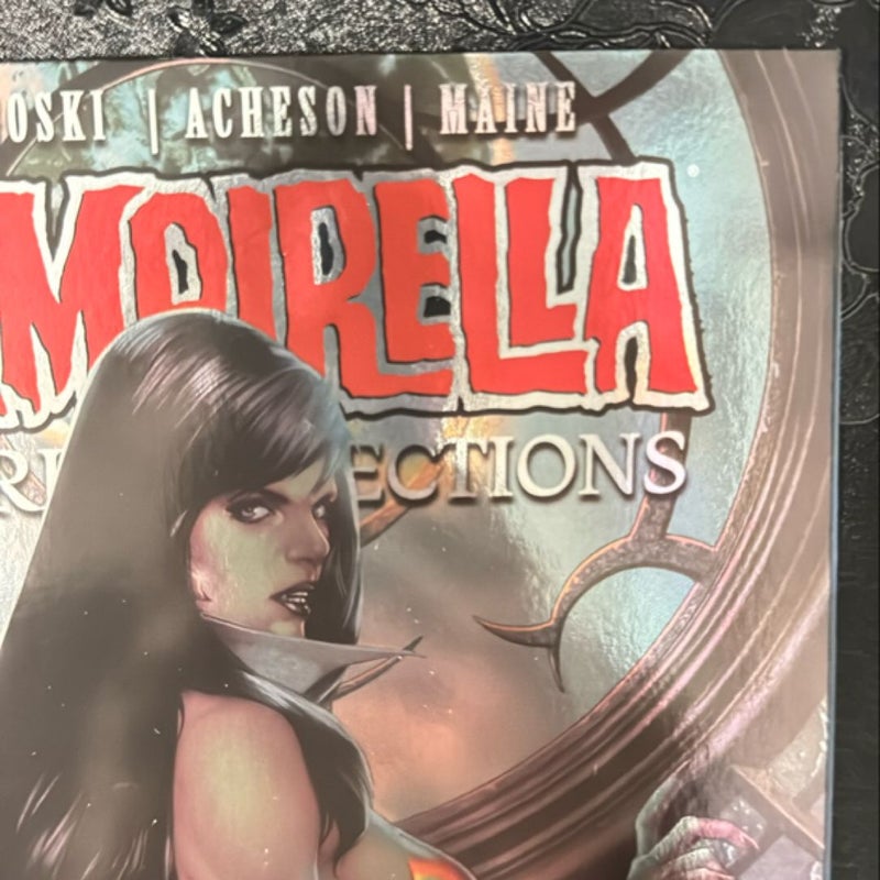 Vampirella Dark Reflections # 01 Dynamite Comics