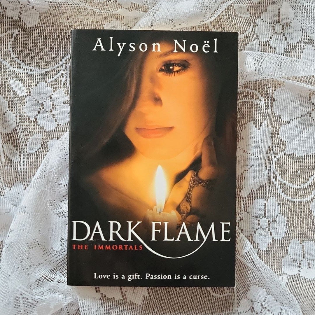 Dark Flame: the Immortals 4 by Alyson Noel, Paperback | Pangobooks