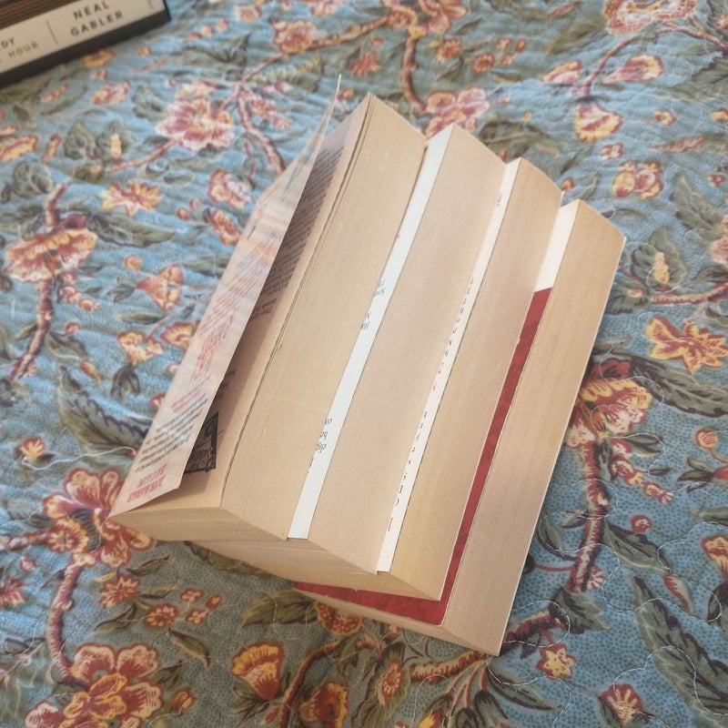 Nora Roberts -- Bundle of 4 MacGregor Books 
