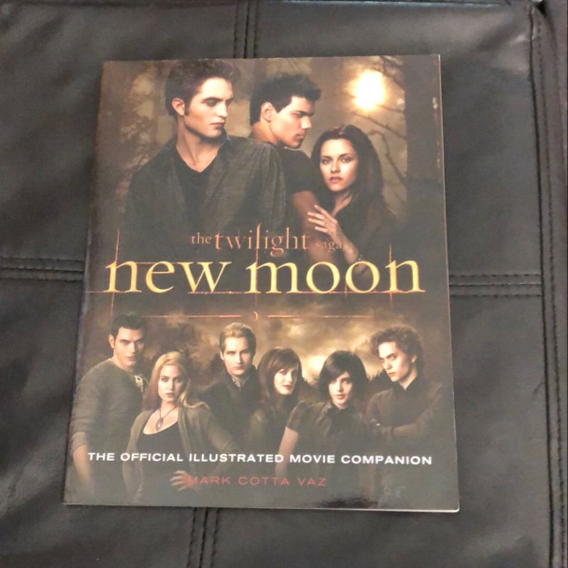 New Moon: the Official Illustrated Movie Companion