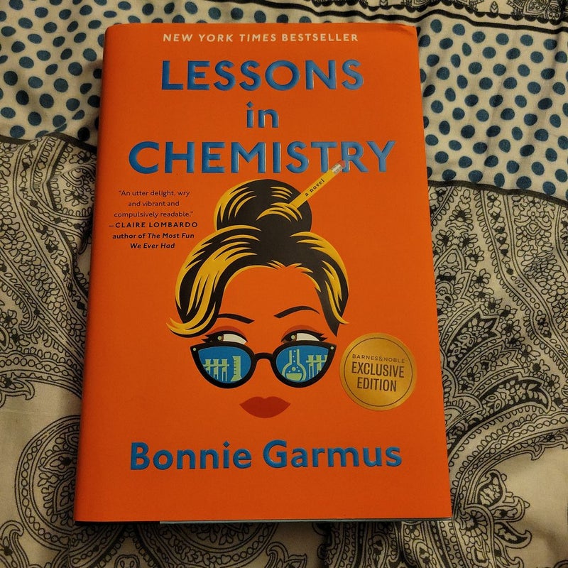 Lessons in Chemistry Barnes and Noble Exclusive Edition