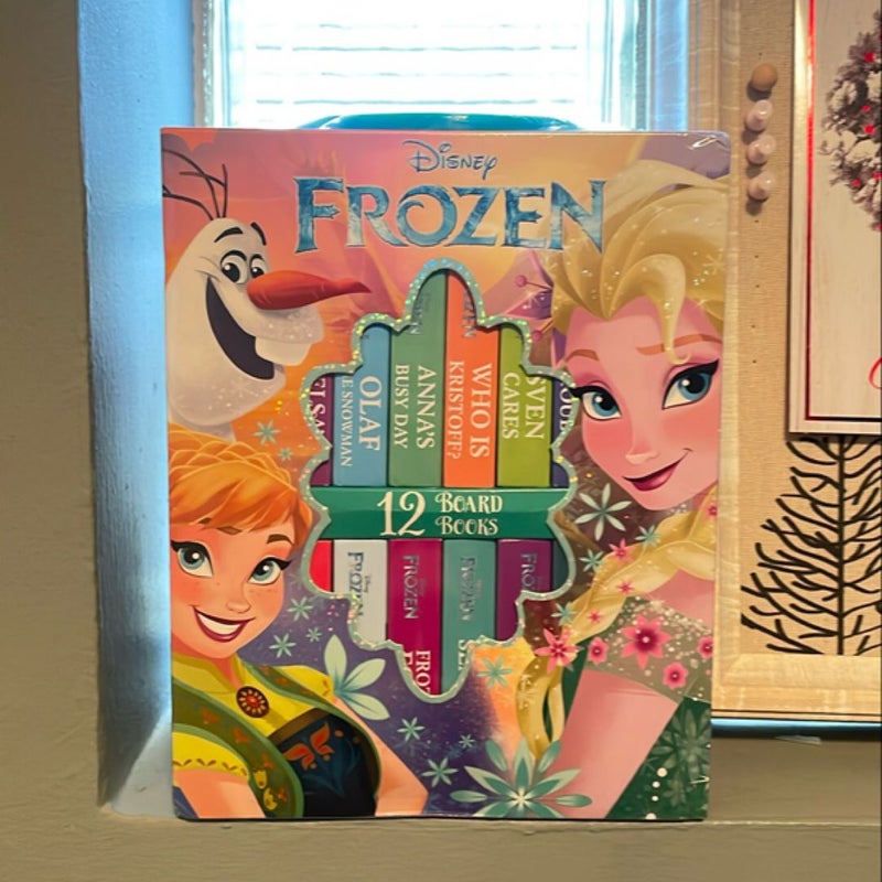 Disney Frozen: 12 Board Books