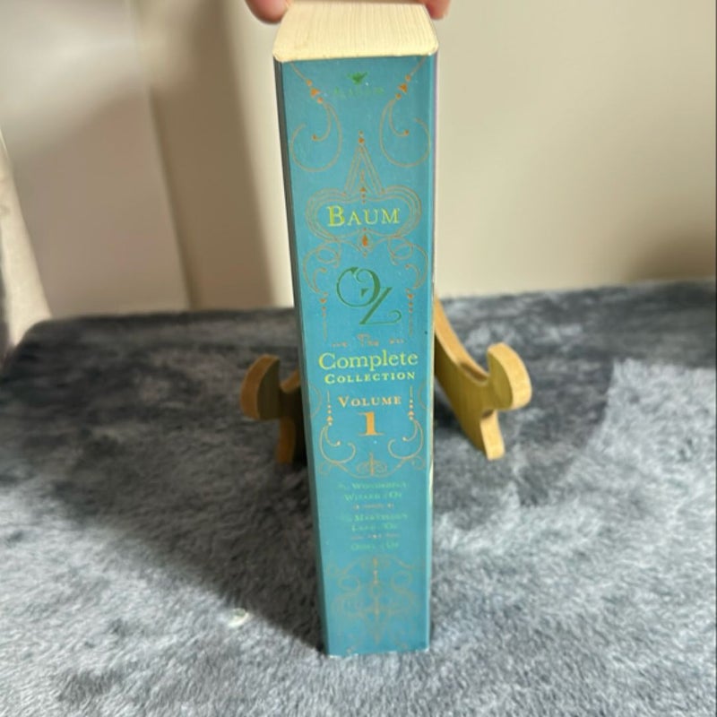 Oz, the Complete Collection, Volume 1