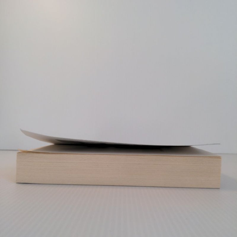 Glass Sword *FIRST PAPERBACK EDITION*