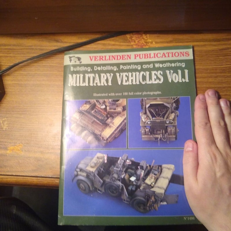 Building Military Vehicles, Vol. I