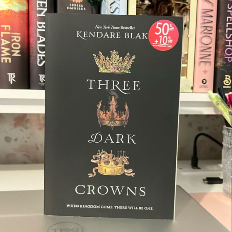 Three Dark Crowns