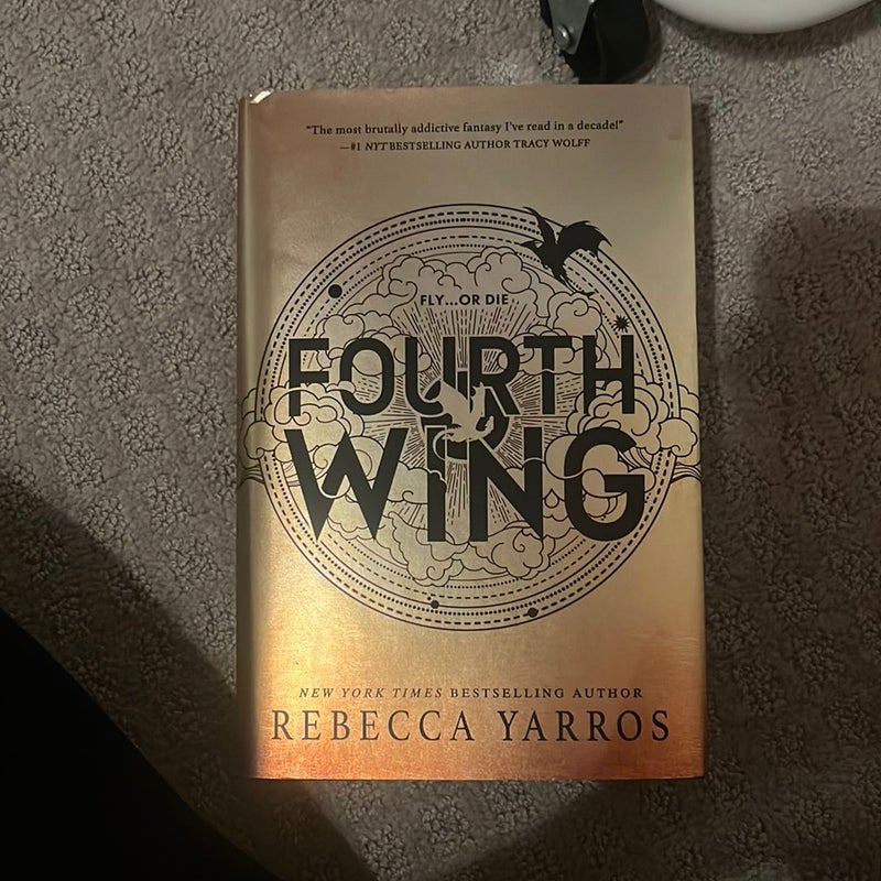 Fourth Wing a book by Rebecca Yarros