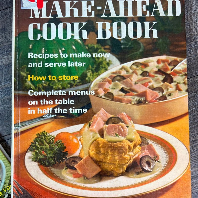 Vintage Better Homes & Gardens cookbooks 