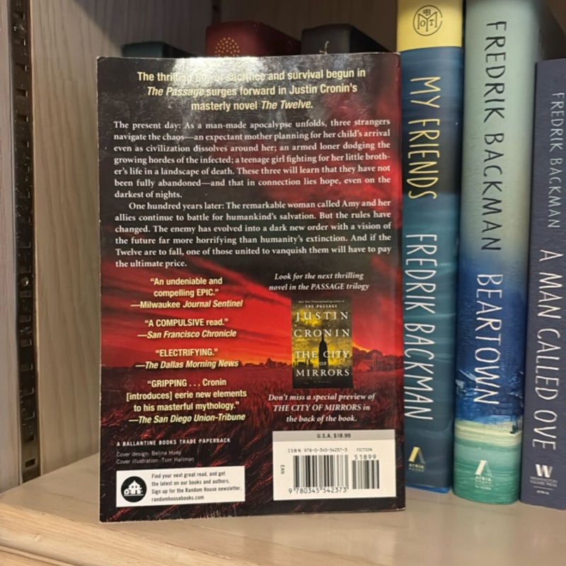 The Twelve (Book Two of the Passage Trilogy)