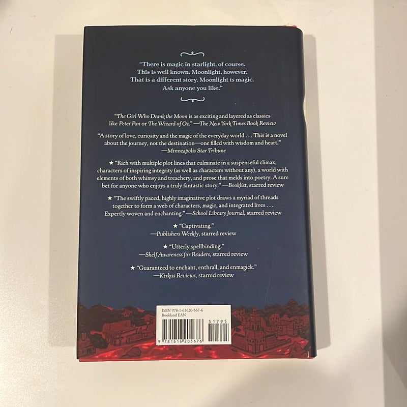 The Girl Who Drank the Moon (Winner of the 2017 Newbery Medal)