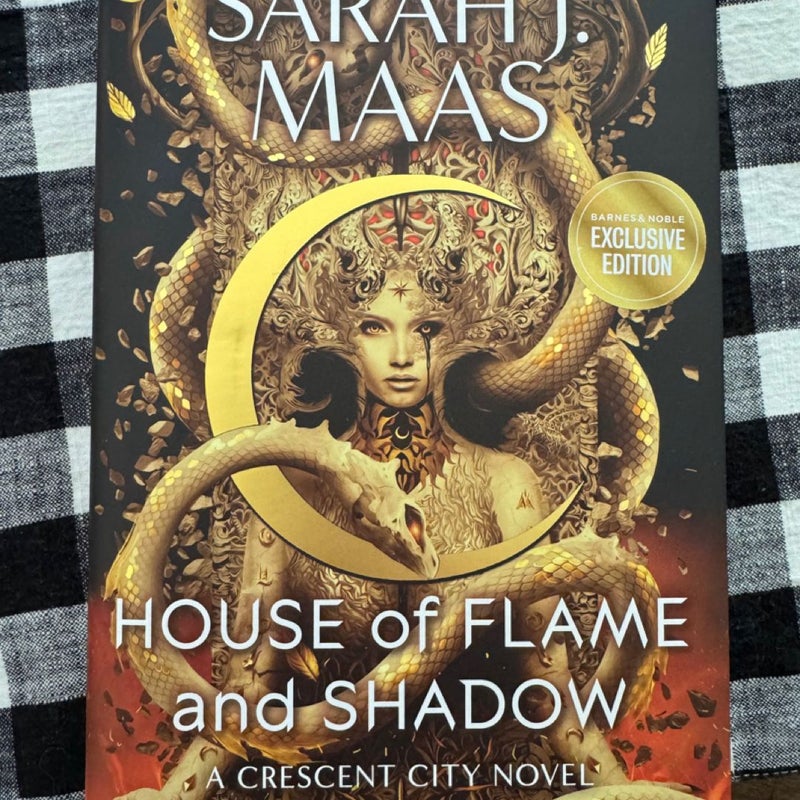 Crescent City House of Flame and Shadow