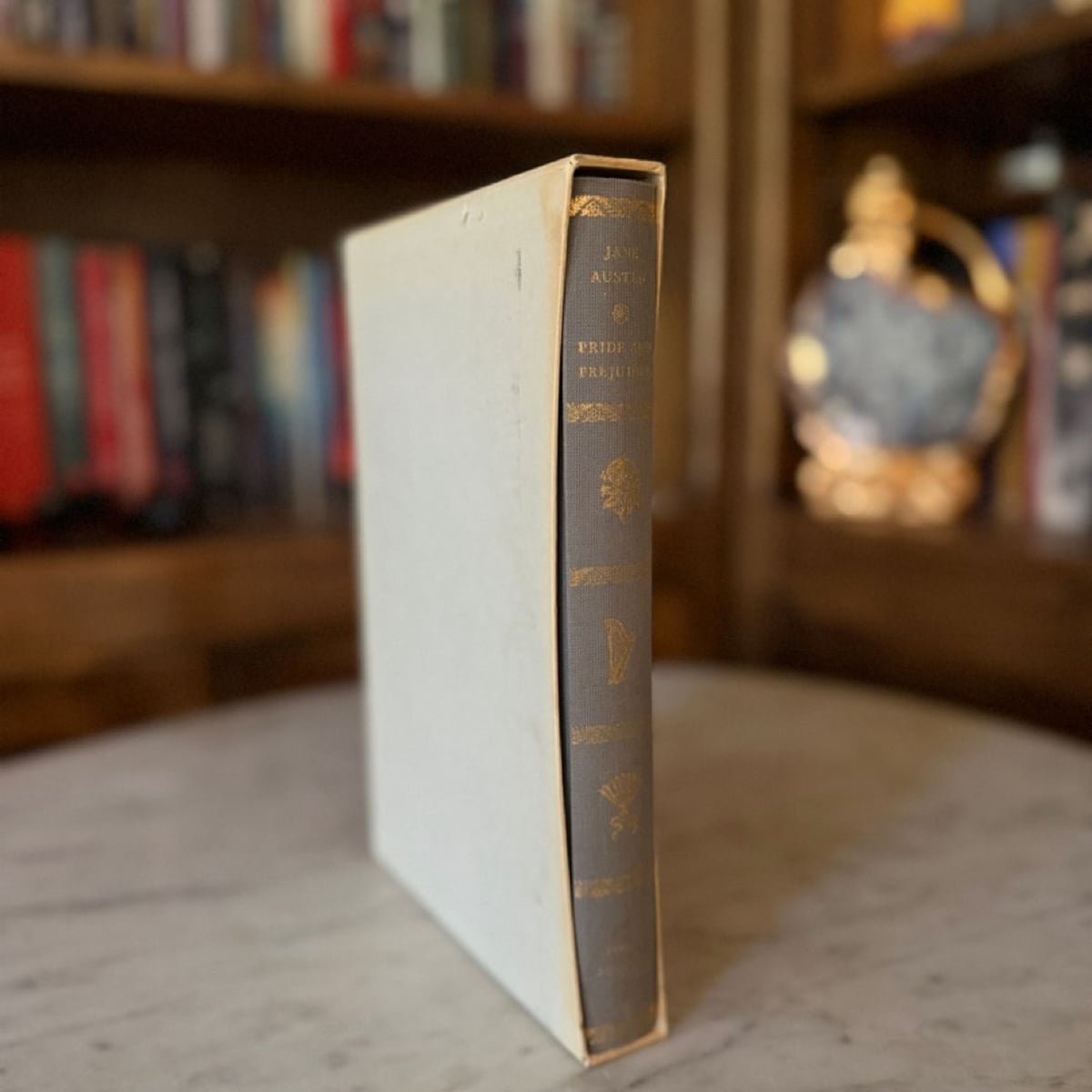 1975 Folio Society edition of Pride and Prejudice by Jane Austen ...