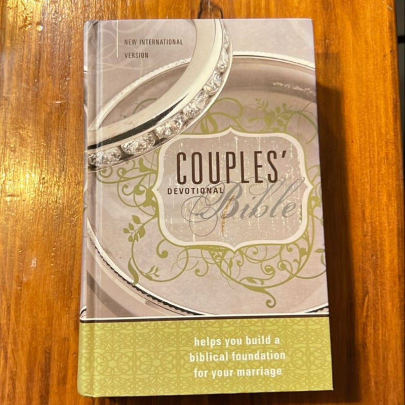 NIV Couples' Devotional Bible