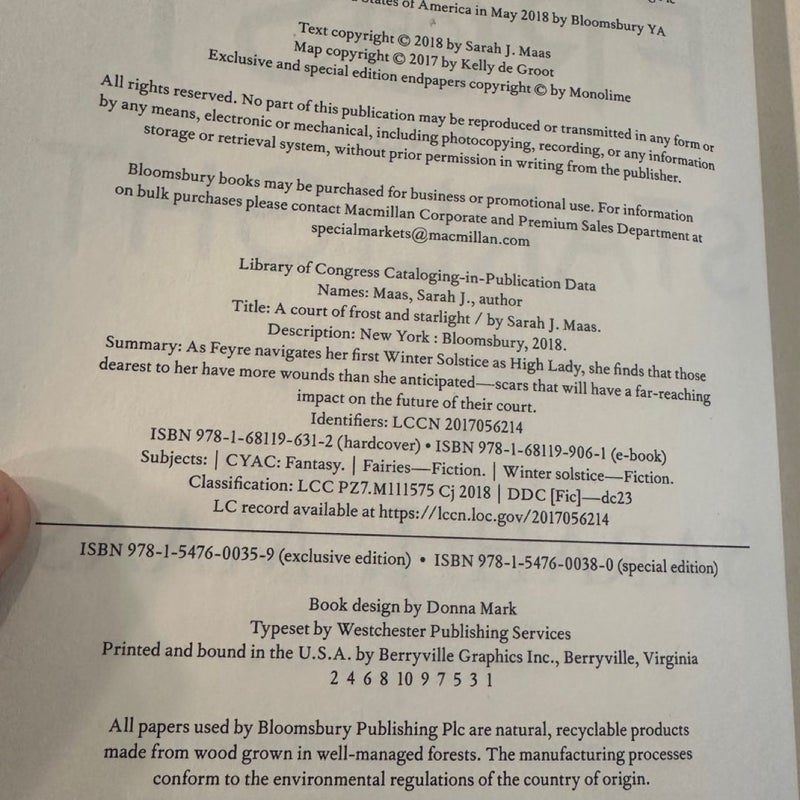 A Court of Thorns and Roses complete 1/1 set with SIGNED ACOTAR 