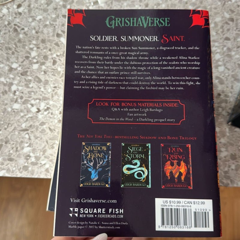 The Shadow and Bone Trilogy Boxed Set