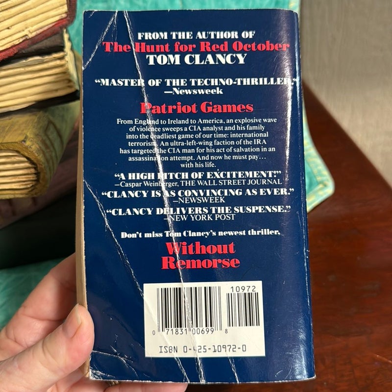 Tom Clancy 3 book bundle